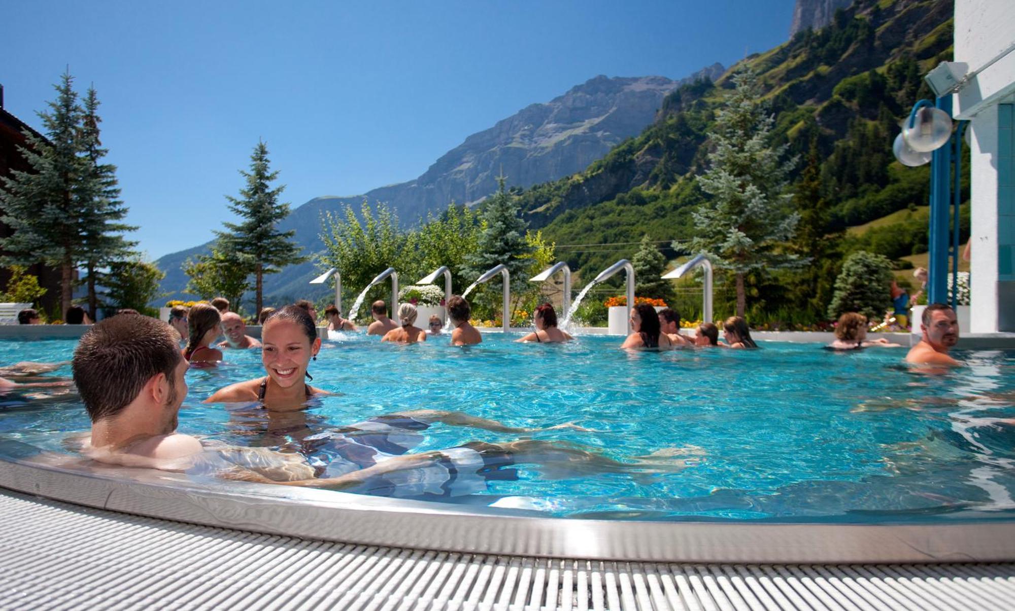 Hotel Alpenblick-Leukerbad-Therme Екстер'єр фото