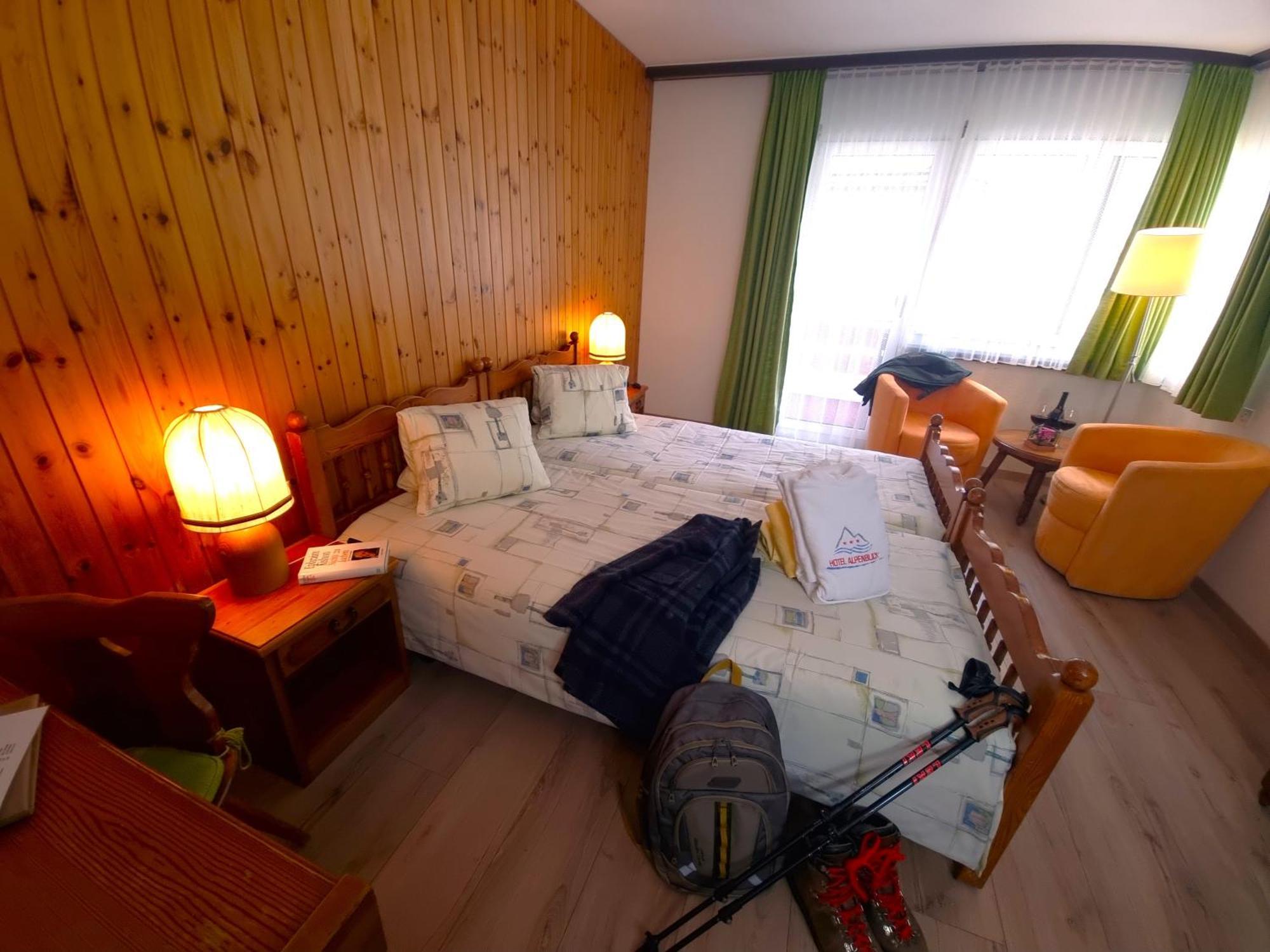 Hotel Alpenblick-Leukerbad-Therme Номер фото