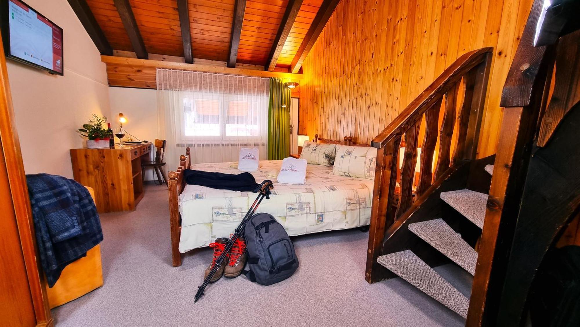 Hotel Alpenblick-Leukerbad-Therme Номер фото